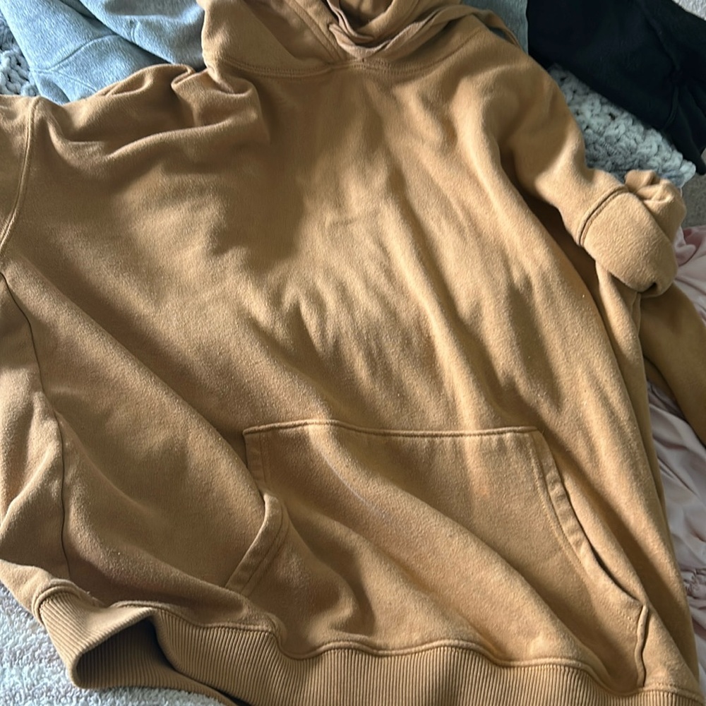 like new only worn 2 times caramel hoodie from american eagle!